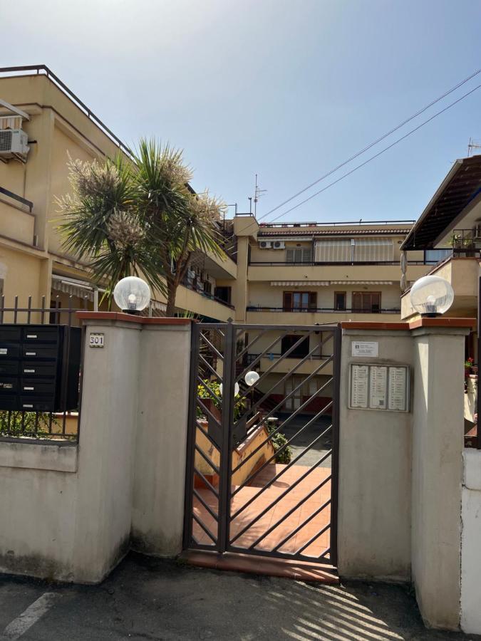 Casa Vacanza Tropicana Home Mascali Eksteriør billede